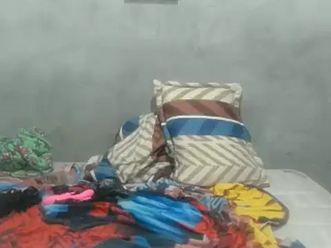 Snapshot of safira_hot chatting on January 6, 2025, 11:42 pm safira hot online show from January 6, 2025, 11:42 pm