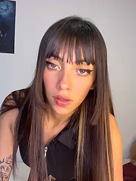 Snapshot of MiaGoth_ chatting on June 7, 2026, 9:51 pm MiaGoth online show from June 7, 2026, 9:51 pm