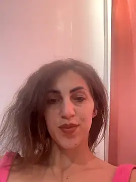 EmaSkyes online show from October 10, 2025, 5:39 am