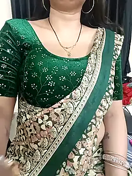 Snapshot of kaamuk_shweta chatting on February 21, 2025, 2:16 pm kaamuk shweta online show from February 21, 2025, 2:16 pm
