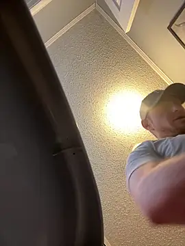 bigred0808 online show from February 24, 2026, 1:20 pm