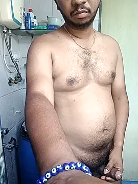 Mmm992170 online show from April 24, 2026, 5:10 am