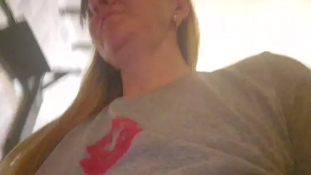 EstrellaWalters online show from April 14, 2026, 5:52 pm