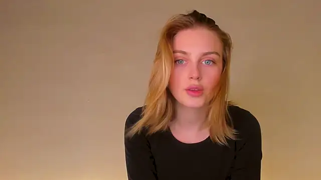 pretty girlnextdoor online show from November 17, 2025, 5:08 pm