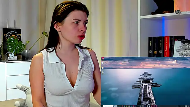 callmetori online show from January 2, 2025, 9:43 am