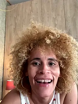 Alexa Duque34 online show from September 15, 2025, 11:27 pm