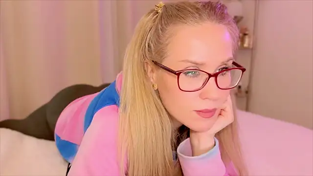 Myassistant online show from January 6, 2025, 10:26 pm