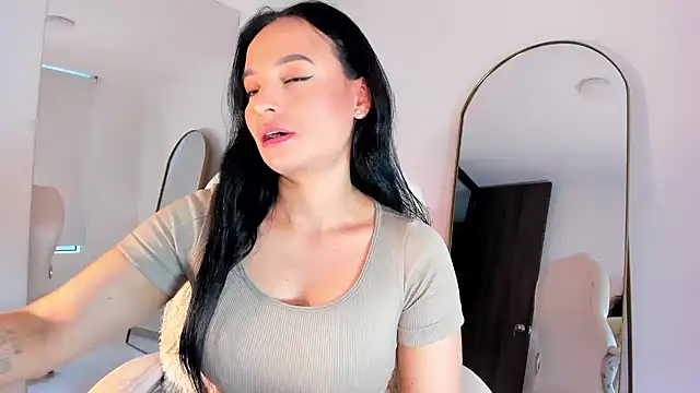 alexa tobar online show from June 1, 2026, 9:49 pm