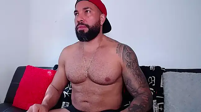 Snapshot of roman_muscle chatting on December 13, 2024, 1:12 pm roman muscle online show from December 13, 2024, 1:12 pm