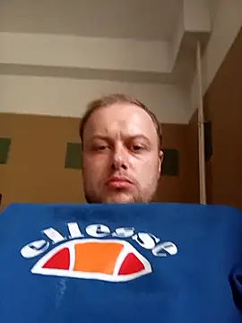 Amik97 online show from October 21, 2025, 2:07 pm