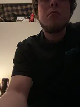 Snapshot of BigJohnson06 chatting on December 10, 2024, 11:11 am BigJohnson06 online show from December 10, 2024, 11:11 am