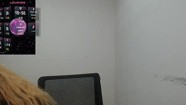 Snapshot of FENIX_LUXURY chatting on December 30, 2024, 1:15 am FENIX LUXURY online show from December 30, 2024, 1:15 am