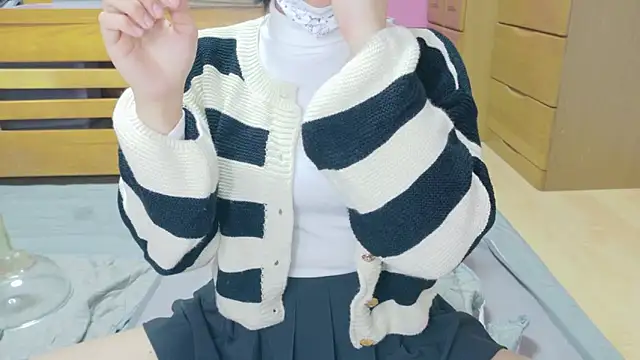  usya 2525 online show from March 7, 2025, 8:22 pm