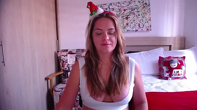 ParisW online show from December 23, 2024, 9:18 pm