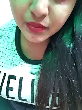 Snapshot of Ayesha_mahi chatting on December 3, 2024, 8:38 am Ayesha mahi online show from December 3, 2024, 8:38 am