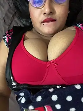 Snapshot of Ayesha_mahi chatting on March 21, 2025, 11:33 am Ayesha mahi online show from March 21, 2025, 11:33 am