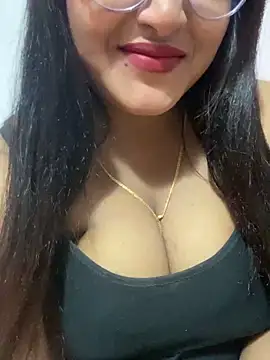 Snapshot of Ayesha_mahi chatting on March 22, 2025, 11:32 am Ayesha mahi online show from March 22, 2025, 11:32 am
