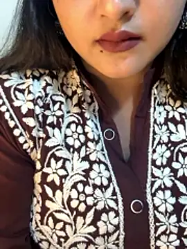 Snapshot of Ayesha_mahi chatting on October 24, 2025, 9:17 am Ayesha mahi online show from October 24, 2025, 9:17 am