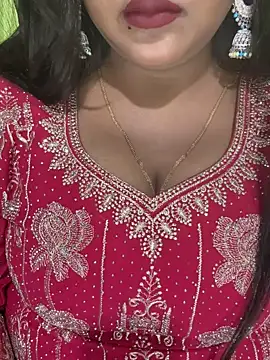 Snapshot of Ayesha_mahi chatting on May 6, 2026, 6:52 am Ayesha mahi online show from May 6, 2026, 6:52 am