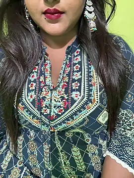 Snapshot of Ayesha_mahi chatting on May 22, 2026, 10:32 am Ayesha mahi online show from May 22, 2026, 10:32 am