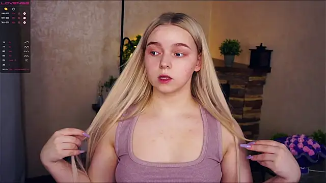 ZaraCreedon online show from February 11, 2025, 10:39 pm