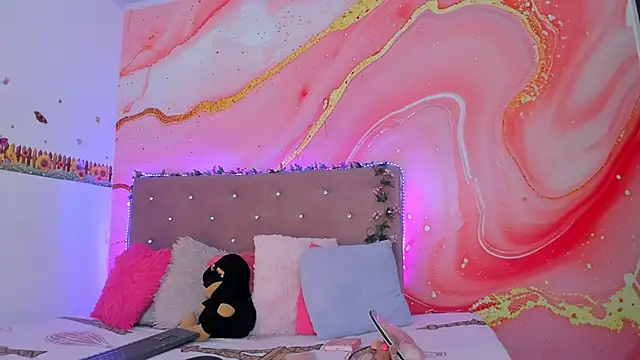 Daisy  rose online show from January 31, 2025, 11:13 am