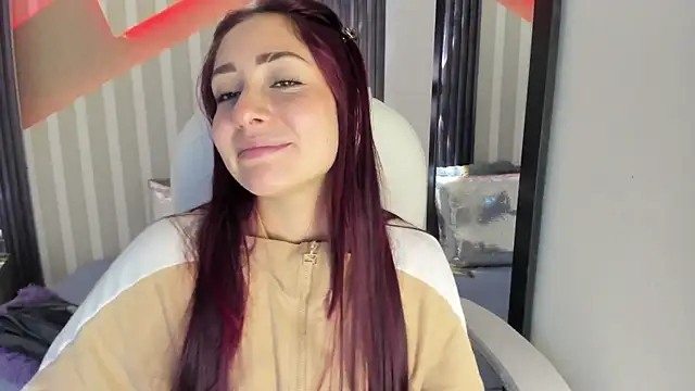 Snapshot of emily_layton chatting on February 26, 2026, 12:09 am emily layton online show from February 26, 2026, 12:09 am