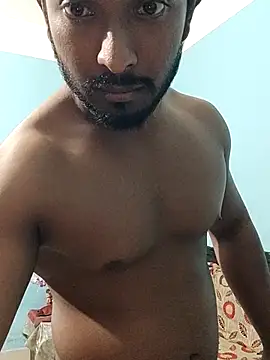 Snapshot of HunkyAriyan chatting on March 6, 2025, 5:54 pm HunkyAriyan online show from March 6, 2025, 5:54 pm