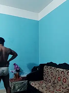 Snapshot of HunkyAriyan chatting on March 7, 2025, 3:28 pm HunkyAriyan online show from March 7, 2025, 3:28 pm