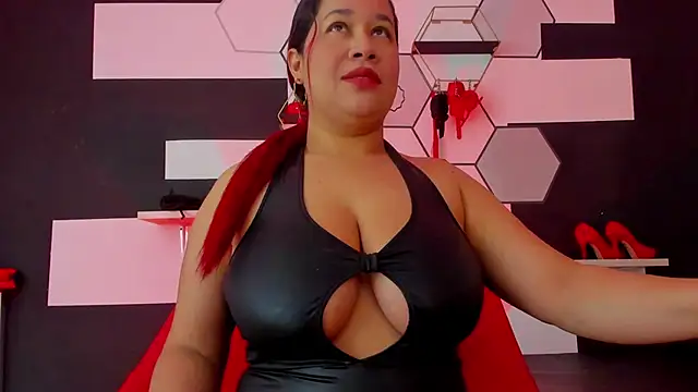 Snapshot of alondrabigtits chatting on January 13, 2025, 12:24 pm alondrabigtits online show from January 13, 2025, 12:24 pm
