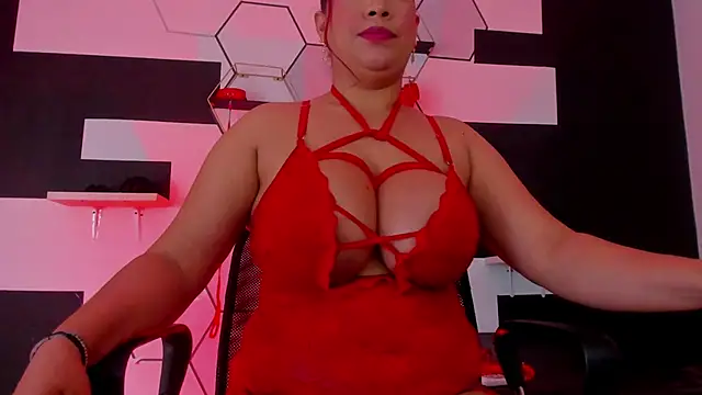 Snapshot of alondrabigtits chatting on February 9, 2025, 3:34 pm alondrabigtits online show from February 9, 2025, 3:34 pm