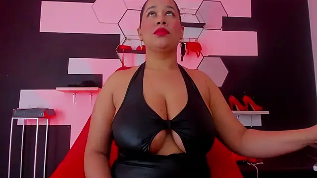 Snapshot of alondrabigtits chatting on February 10, 2025, 12:39 pm alondrabigtits online show from February 10, 2025, 12:39 pm