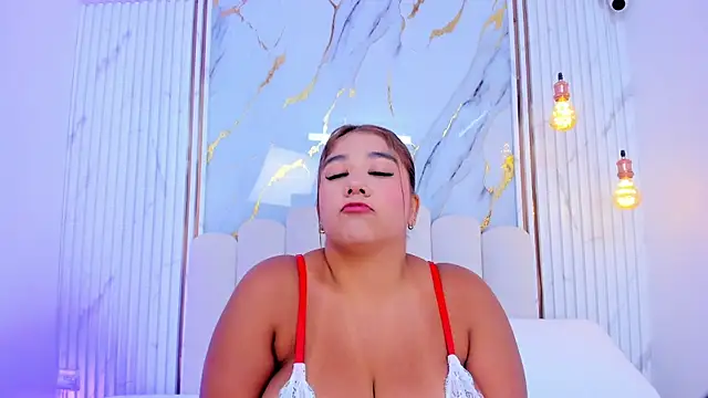 Snapshot of tifanyhills_ chatting on May 21, 2026, 8:49 pm tifanyhills online show from May 21, 2026, 8:49 pm