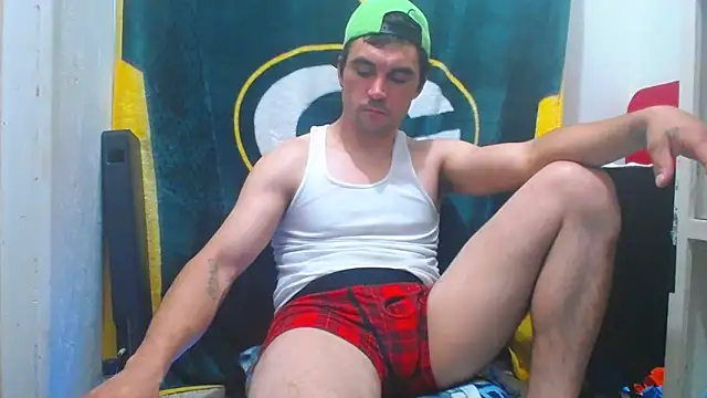 Snapshot of Apeezy14 chatting on March 1, 2025, 12:34 pm Apeezy14 online show from March 1, 2025, 12:34 pm