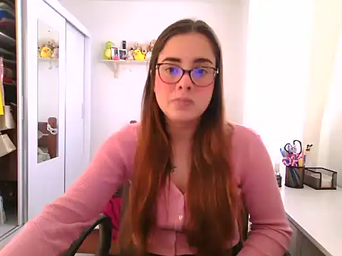maliamiller online show from June 24, 2026, 7:13 pm