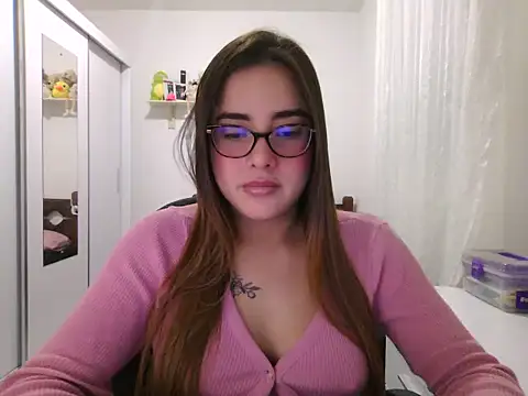 maliamiller online show from July 14, 2026, 2:05 am