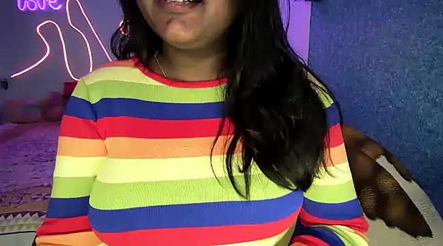 Snapshot of expression_queen chatting on January 29, 2025, 5:56 pm expression queen online show from January 29, 2025, 5:56 pm