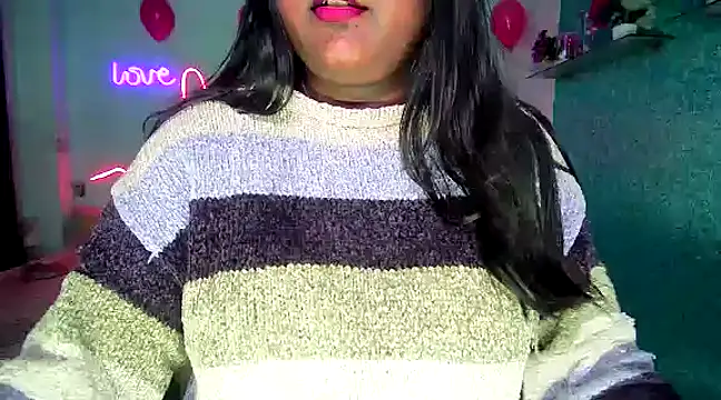 Snapshot of expression_queen chatting on February 23, 2025, 6:56 pm expression queen online show from February 23, 2025, 6:56 pm