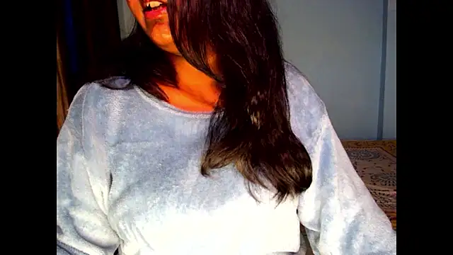 Snapshot of expression_queen chatting on December 17, 2025, 10:32 am expression queen online show from December 17, 2025, 10:32 am