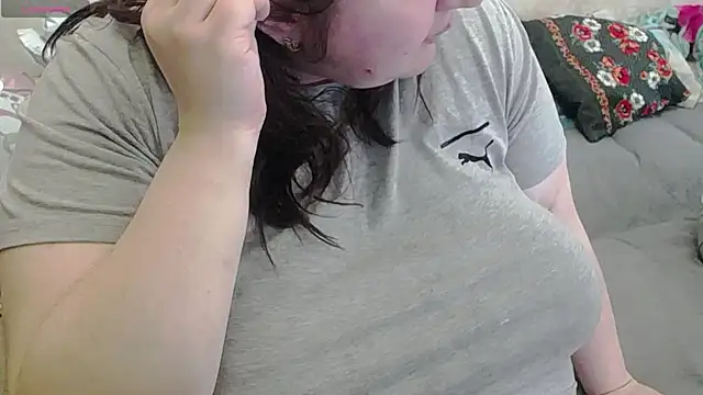 lisa Black00 online show from April 6, 2026, 6:25 am