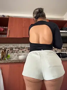 doll celeste20 online show from September 25, 2025, 5:05 pm