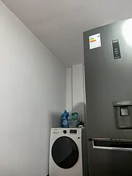 kittyfresita online show from January 14, 2025, 8:41 am