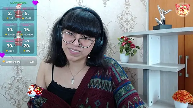 Snapshot of Nataly_Cloud chatting on December 24, 2024, 3:47 pm Nataly Cloud online show from December 24, 2024, 3:47 pm