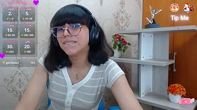 Snapshot of Nataly_Cloud chatting on December 28, 2024, 4:52 pm Nataly Cloud online show from December 28, 2024, 4:52 pm