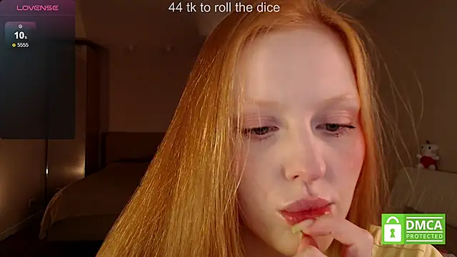 Snapshot of lulu_moonmoon chatting on April 19, 2026, 5:56 pm lulu moonmoon online show from April 19, 2026, 5:56 pm