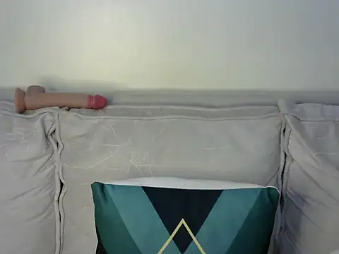 Sugardolly  online show from December 19, 2025, 12:12 pm