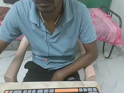 Snapshot of hot_dark_chocolate08 chatting on September 16, 2025, 8:54 pm hot dark chocolate08 online show from September 16, 2025, 8:54 pm