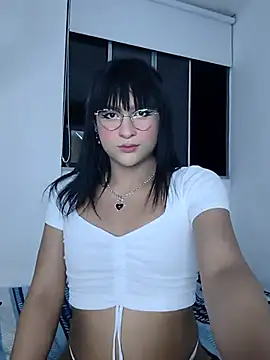 Snapshot of Kiitygirl chatting on November 6, 2025, 2:01 am Kiitygirl online show from November 6, 2025, 2:01 am