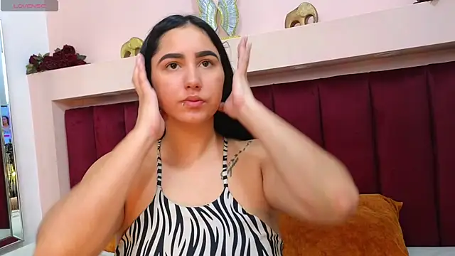 Snapshot of JESSYCORTES chatting on January 29, 2025, 1:49 pm JESSYCORTES online show from January 29, 2025, 1:49 pm