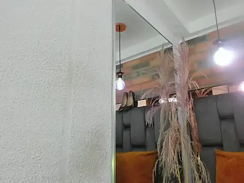 JESSYCORTES online show from January 7, 2026, 4:20 pm